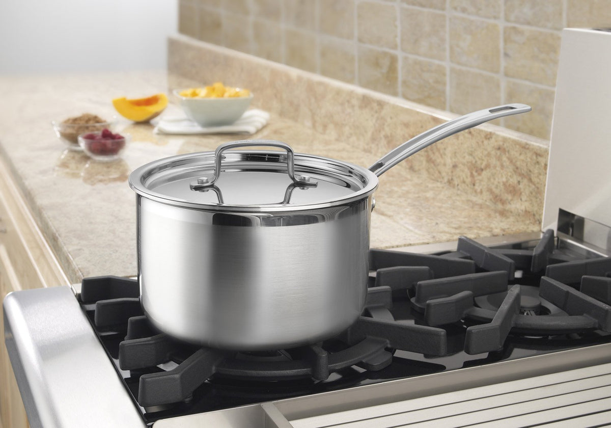 Cuisinart MCP194-20N heat surround view emphasizes uniform heating along base and sides.