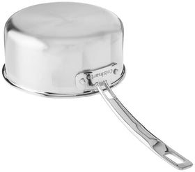 Cuisinart MCPS19-18N top view shows 2-quart capacity for sauces.