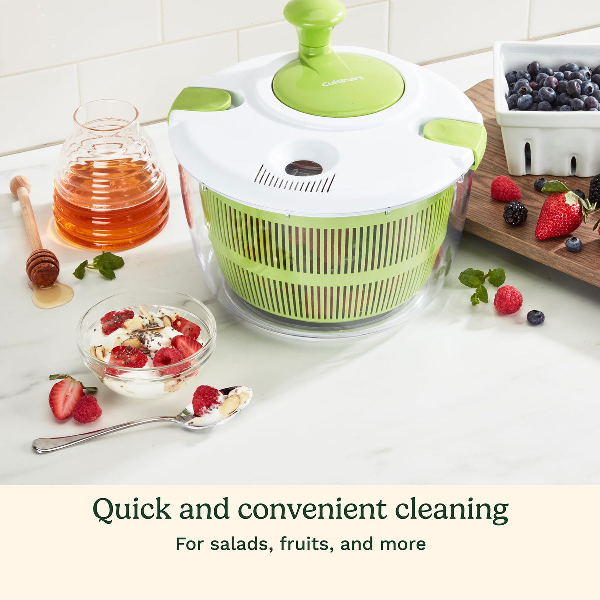 Cuisinart salad spinner spin knob action illustrating smooth, quick spinning.