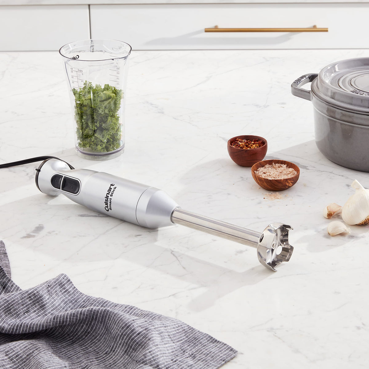 Cuisinart Smart Stick stainless shaft 8-inch reaches bowls and pots with ease.