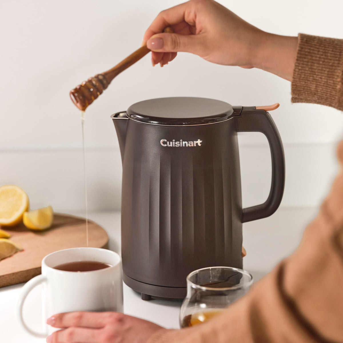 Cuisinart Soho stainless-steel inner design prevents plastic contact during boiling.