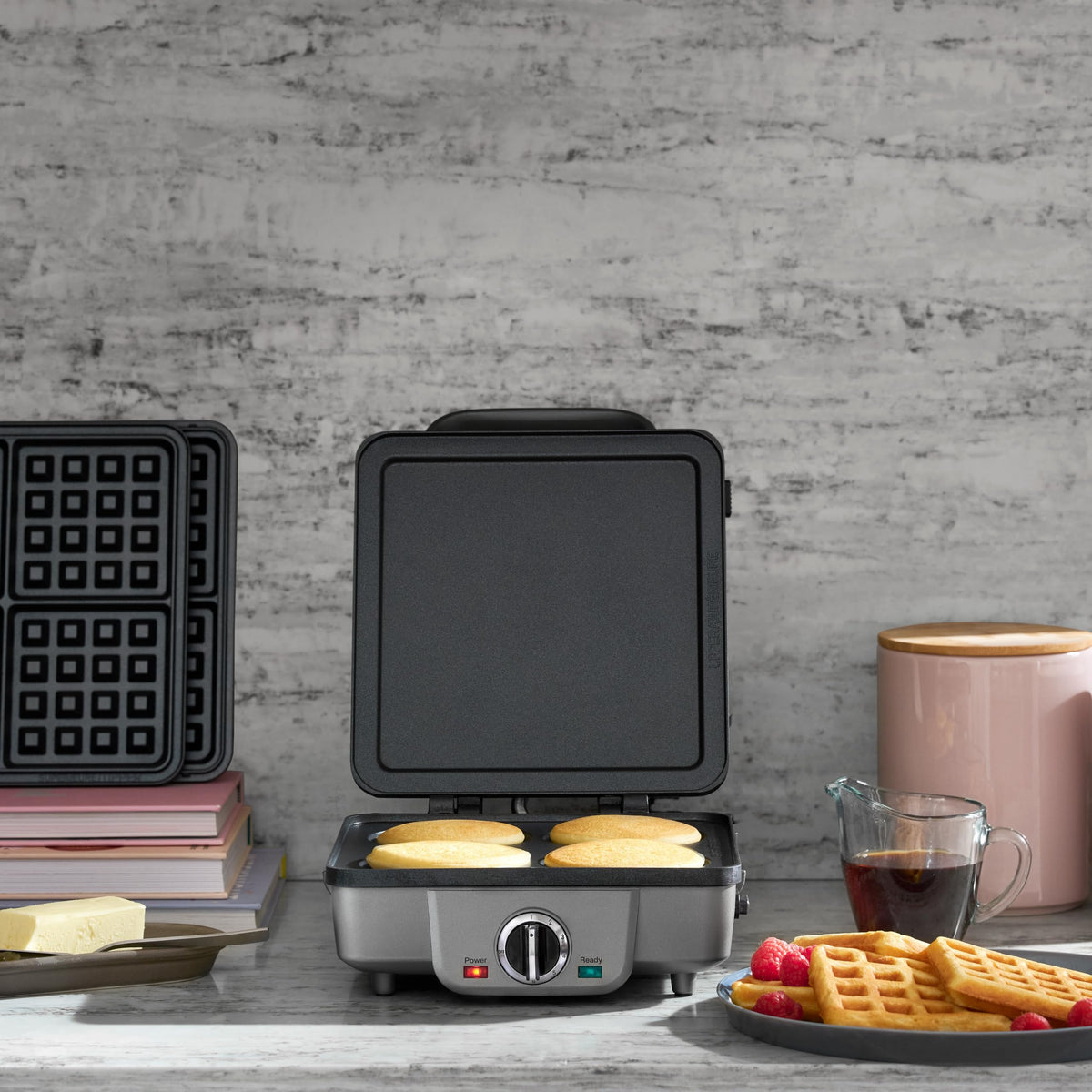 Cuisinart waffle maker ready indicators for easy timing