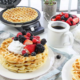 Cuisinart waffle-maker browning settings dial displaying five customizable shades.