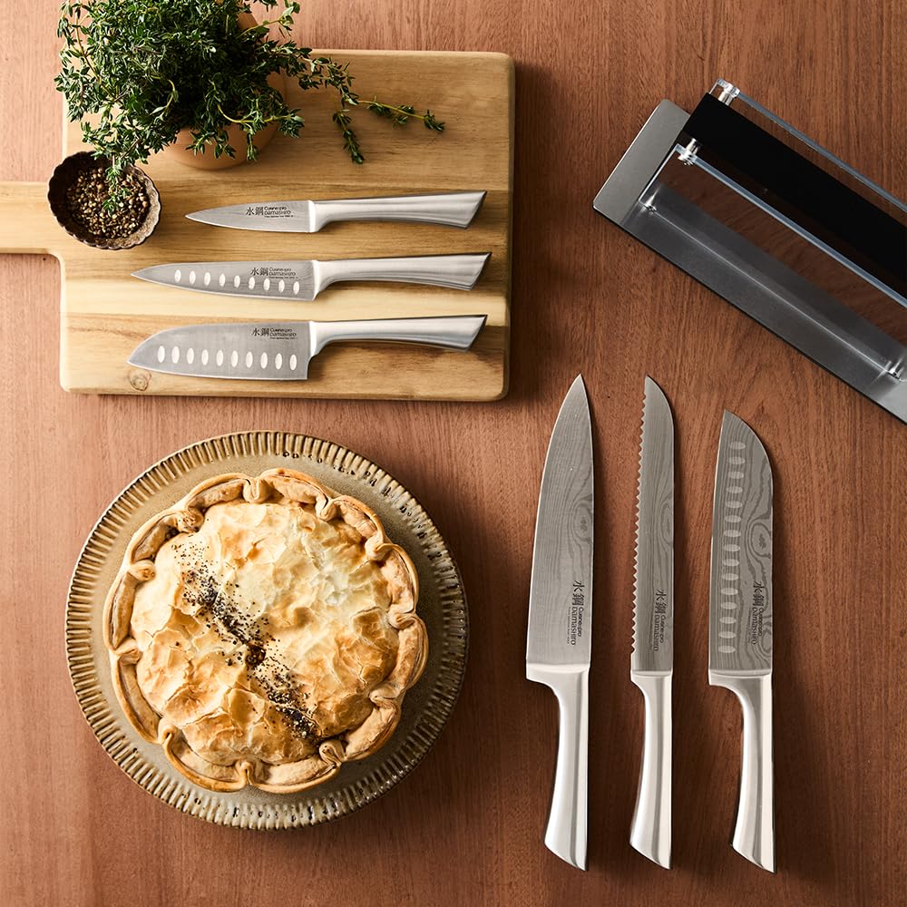 Cuisinepro Damashiro magnetic block closeup demonstrating secure storage