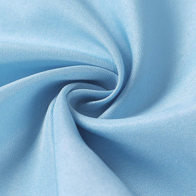 Cupuamon napkins with hemmed edges elevate a refined table setting.