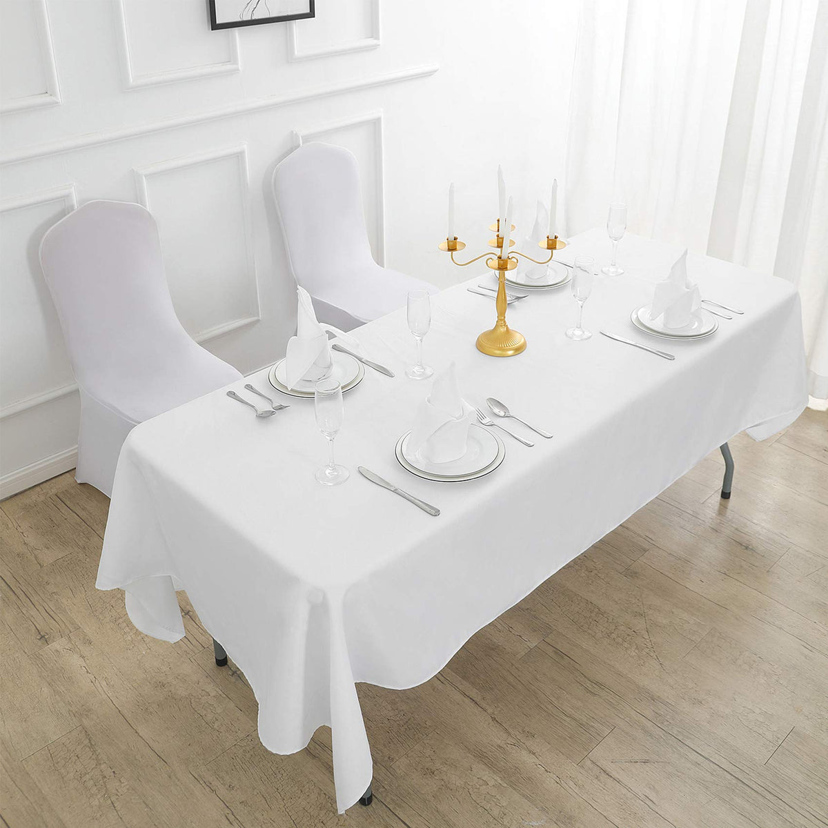 Cupuamon rectangle tablecloth protects tabletops during weddings and banquets