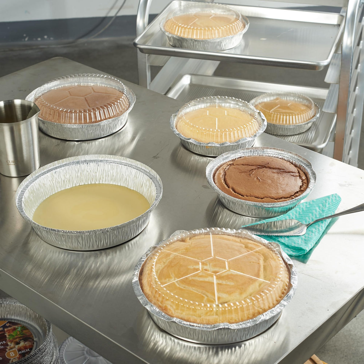 CURTA restaurant-sized 30-pack of pans offers consistent sizing for service.