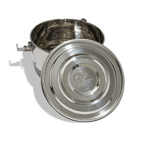 CVAULT humidity pack holder secures the 62% RH pack for stable conditions.
