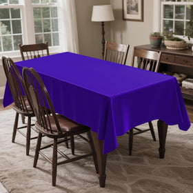 Durable, wrinkle-resistant plastic from CXPSINC withstands busy event setups.