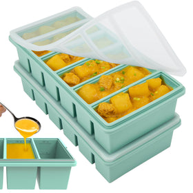 CyhHave half-cup silicone freezer mold with lid for precise portions and easy storage.