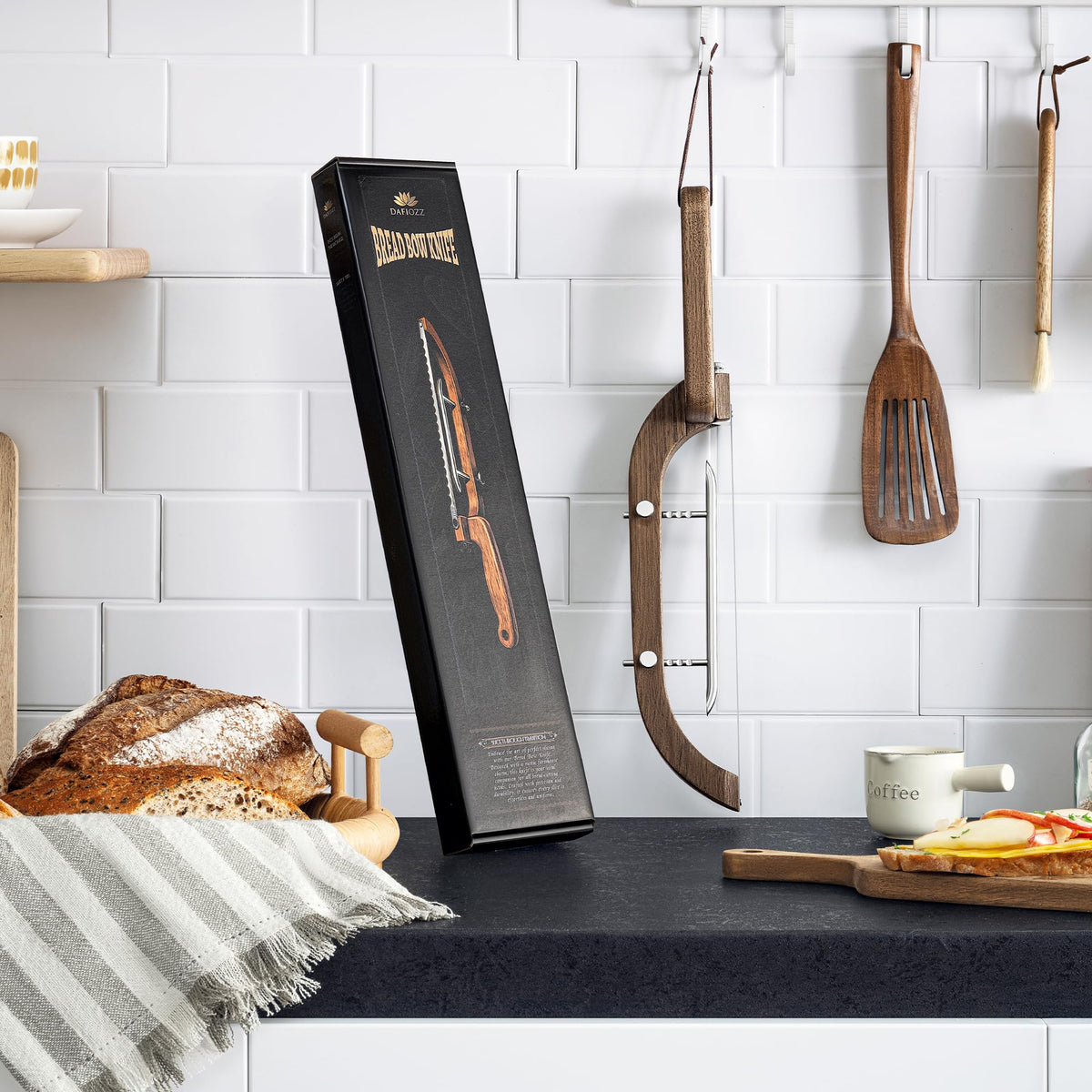 DAFIOZZ homemade bread slicing demonstration on a countertop