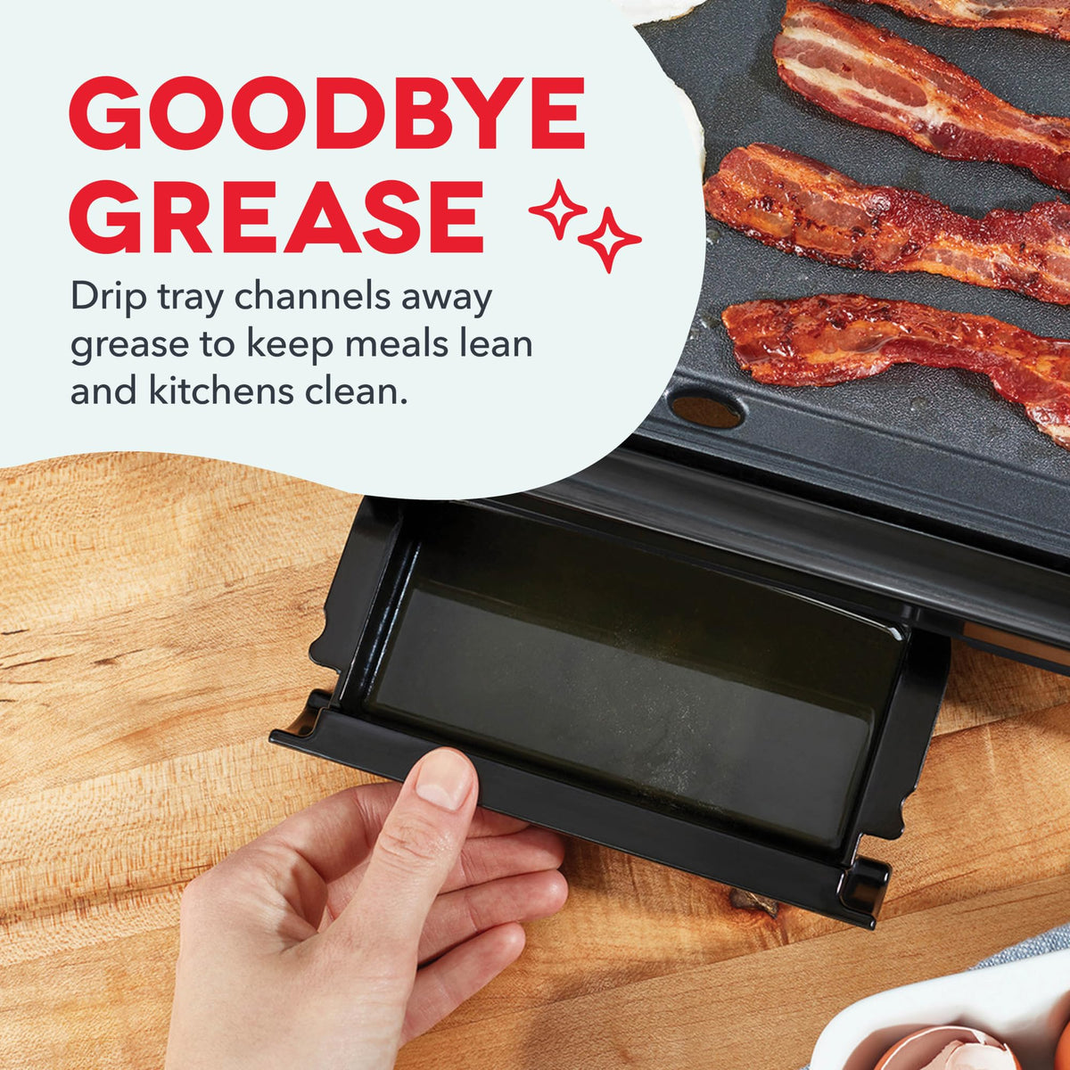 Dash Deluxe Everyday Griddle anti-slip base – stable flipping and serving.