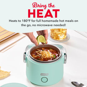 Dash Hot2Go Aqua portable handle enables easy carrying for on-the-go hot meals.
