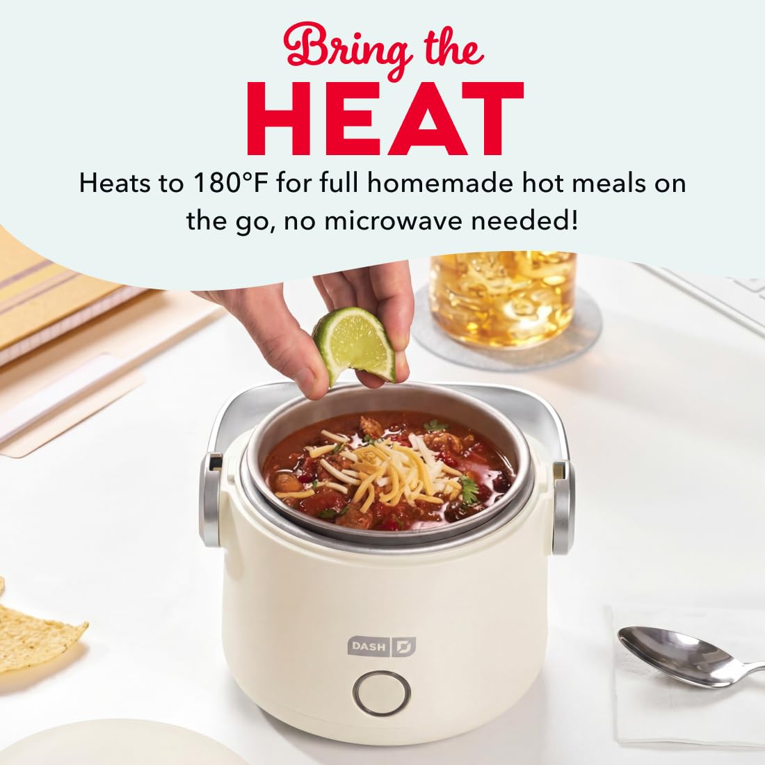 Dash Hot2Go Cream lid closed for spill-free carry