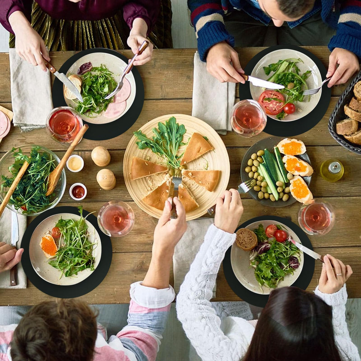Datyiiha black table mats for stylish dining room table settings.