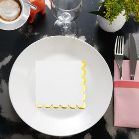 Datyiiha thick, absorbent paper napkins for quick hand drying.