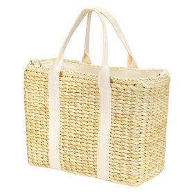 Daytani insulated beach cooler bag with leak-proof design keeps drinks cold.