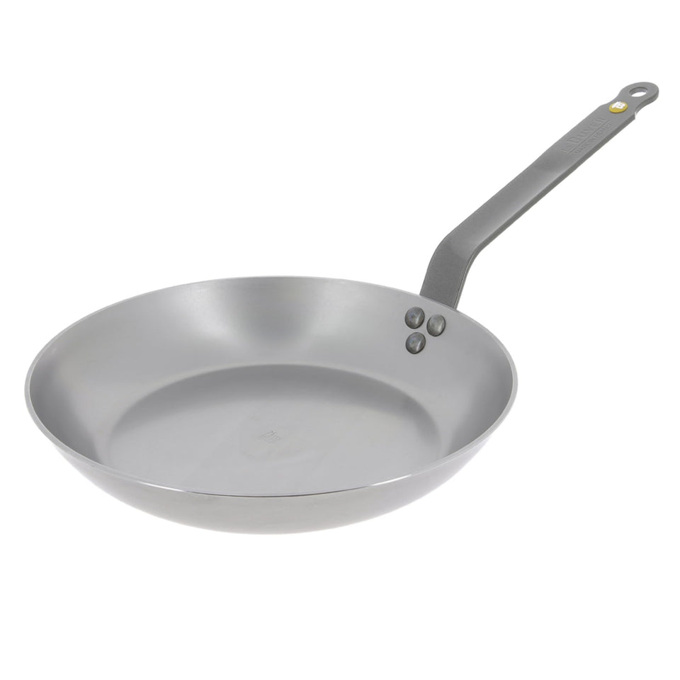 de Buyer Mineral B carbon steel fry pan 11inch ready for searing and sautéing