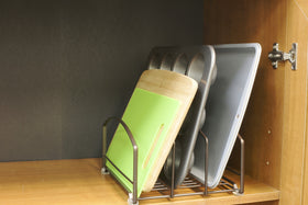 Deco Brothers bronze-painted steel construction adds durability and style