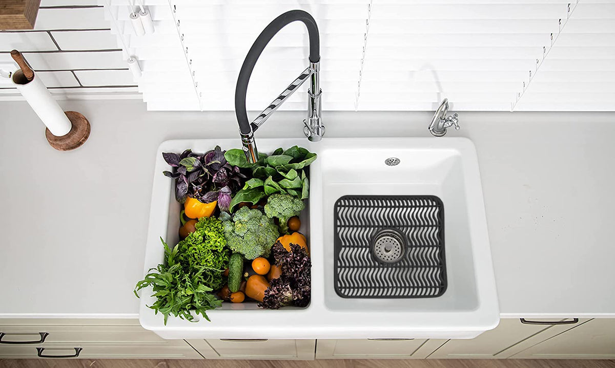DecorRack inside-the-sink drying setup with dishes air-drying on the mat.