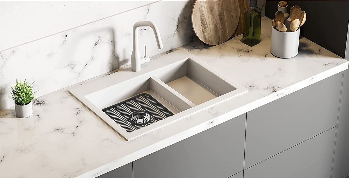 DecorRack open-center drainage design for fast water flow to the drain.