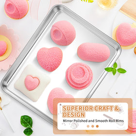 Deedro mirror-finish baking pan cleans easily and releases baked goods.