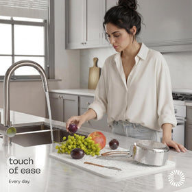 Non-slip surface on the Deepstone mat keeps glassware stable