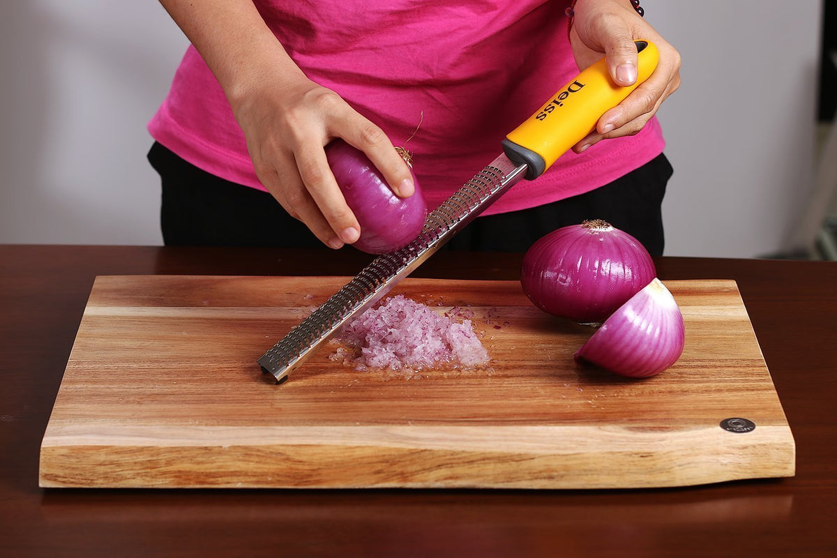 Compact storage option shown for the Deiss PRO kitchen tool.