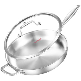 Delarlo Tri-Ply pan on stove showing even heat distribution for consistent cooking