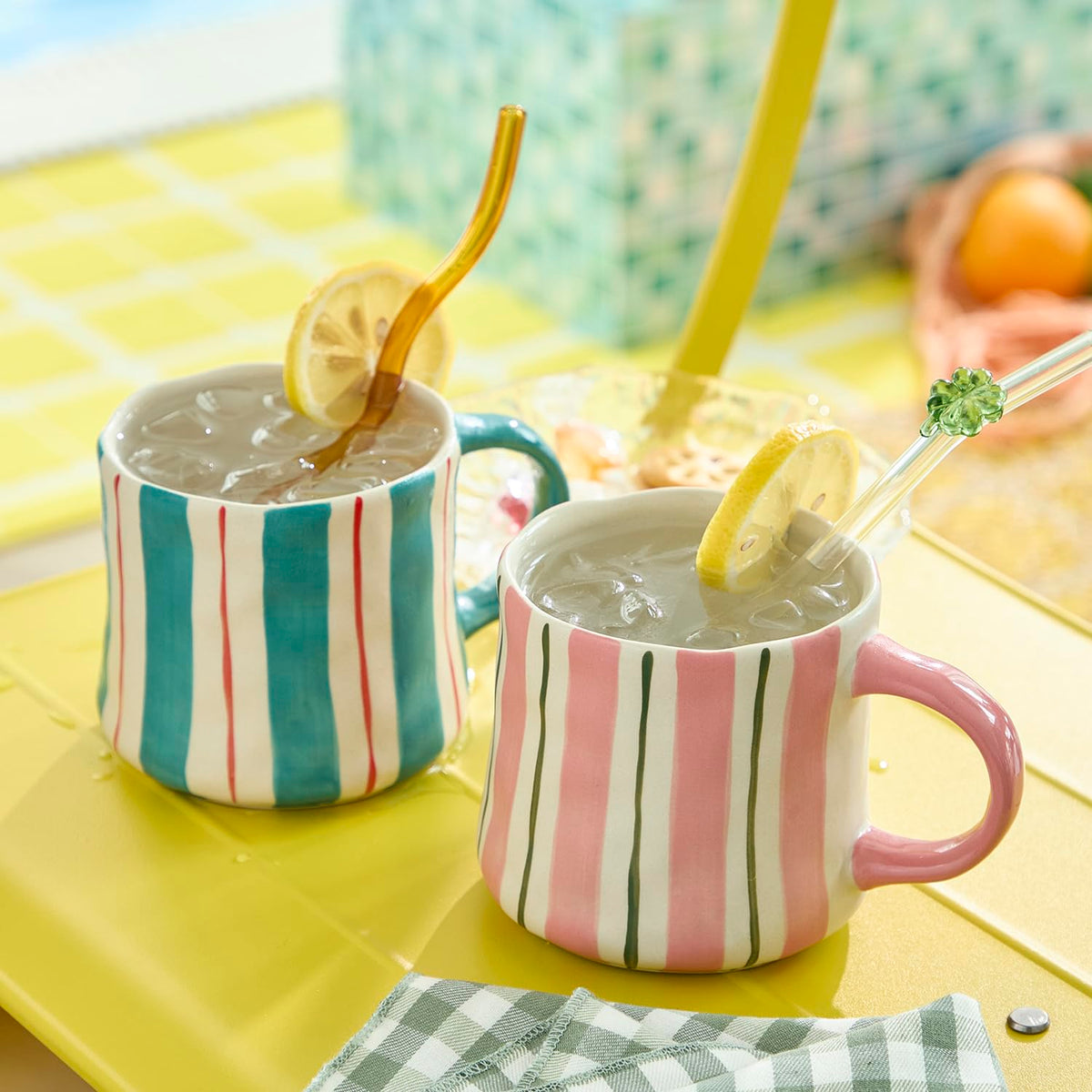 DELIGHTS GALORE stackable mugs with comfortable handles close-up