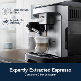 Magnifica Evo iced coffee recipe demonstrating bold, balanced cold brew.