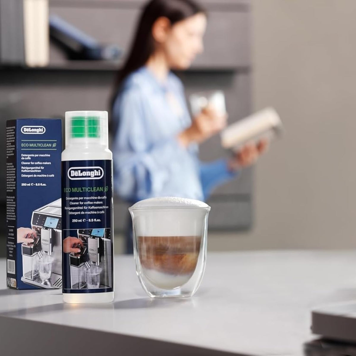 Delonghi universal cleaner milk-carafe-circuit maintains smooth steam wand performance.