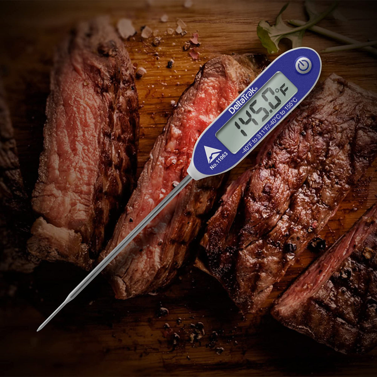 DeltaTrak Essentials auto-calibration probe ensures consistent cooking accuracy