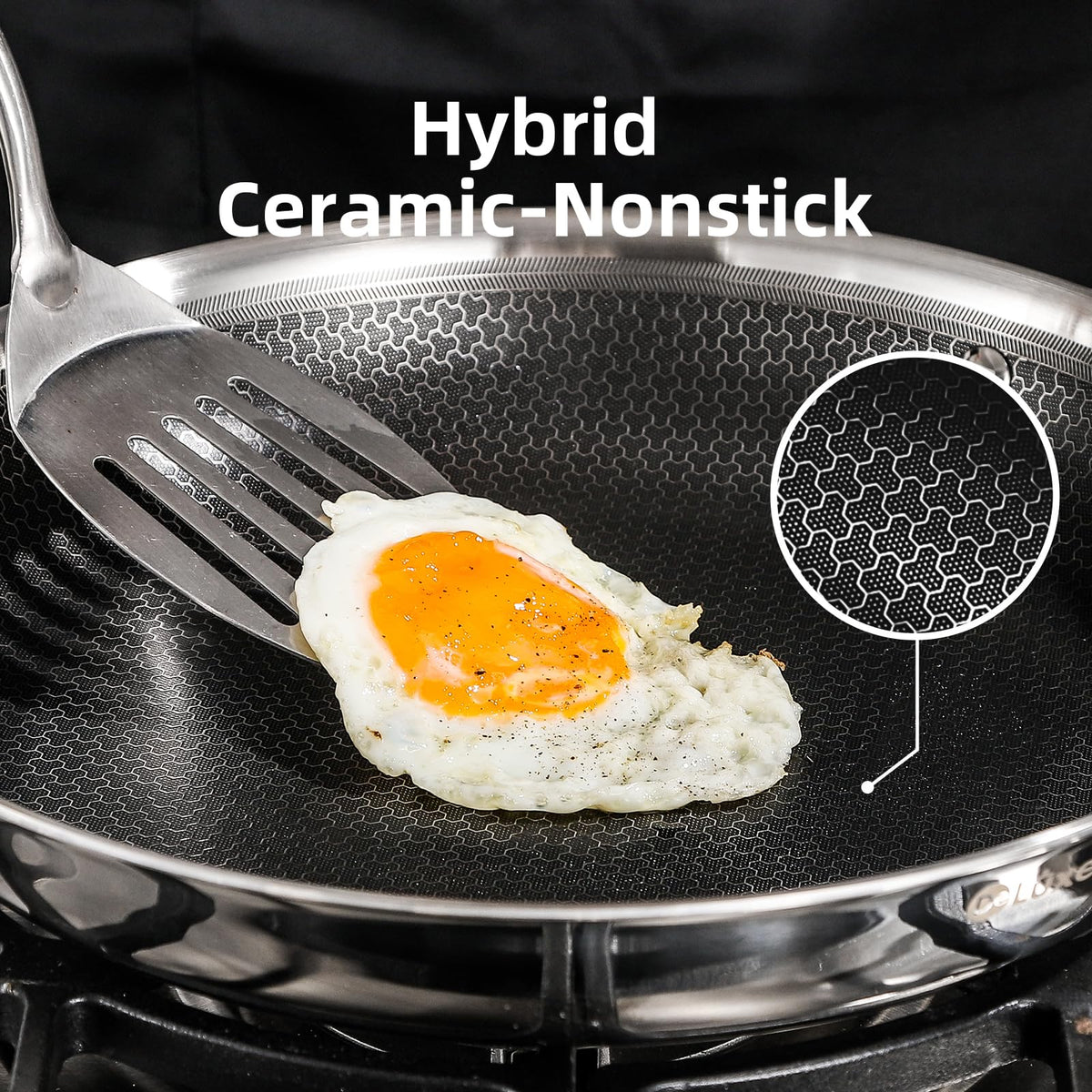 DELUXE 8-inch fry pan ready for quick searing and easy release
