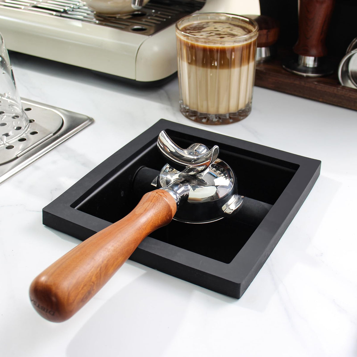 DIBTSA detachable rubber rod cushions impacts on portafilter.