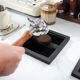 DIBTSA rubber edge protects tabletops from abrasion.