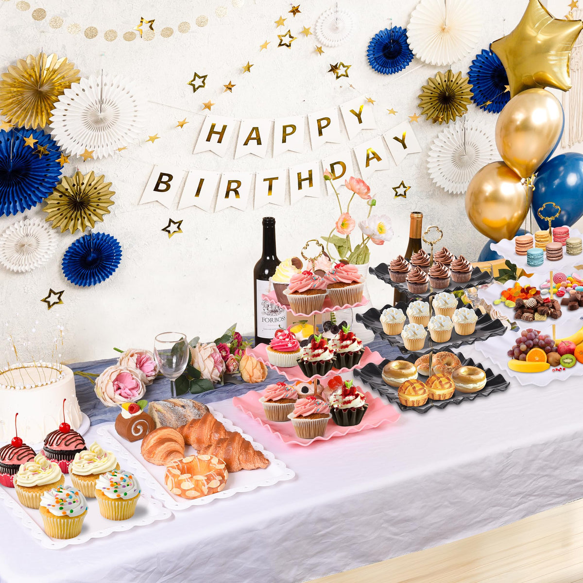 DIDROOM wedding dessert display using the 10-pack for elegant reception styling.