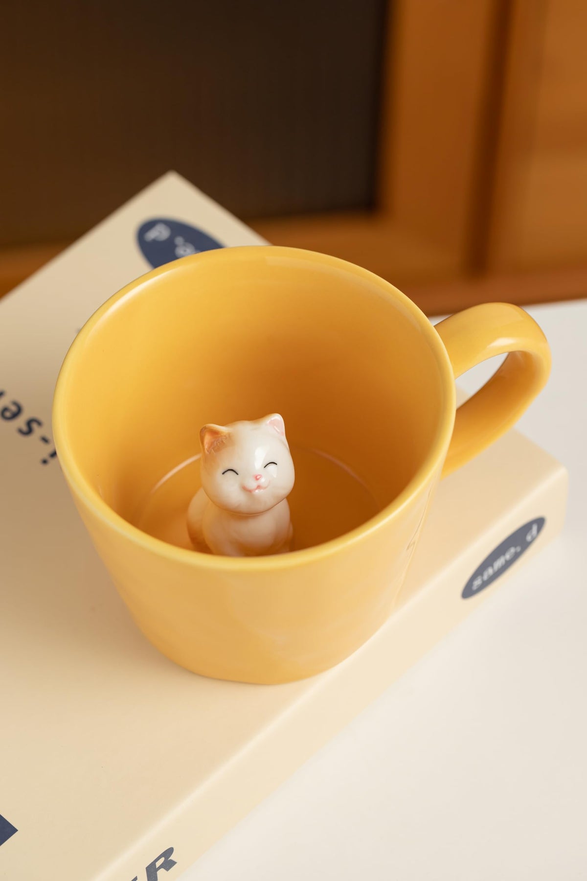 Hand-painted ceramic DIHOclub mug brightens any coffee moment