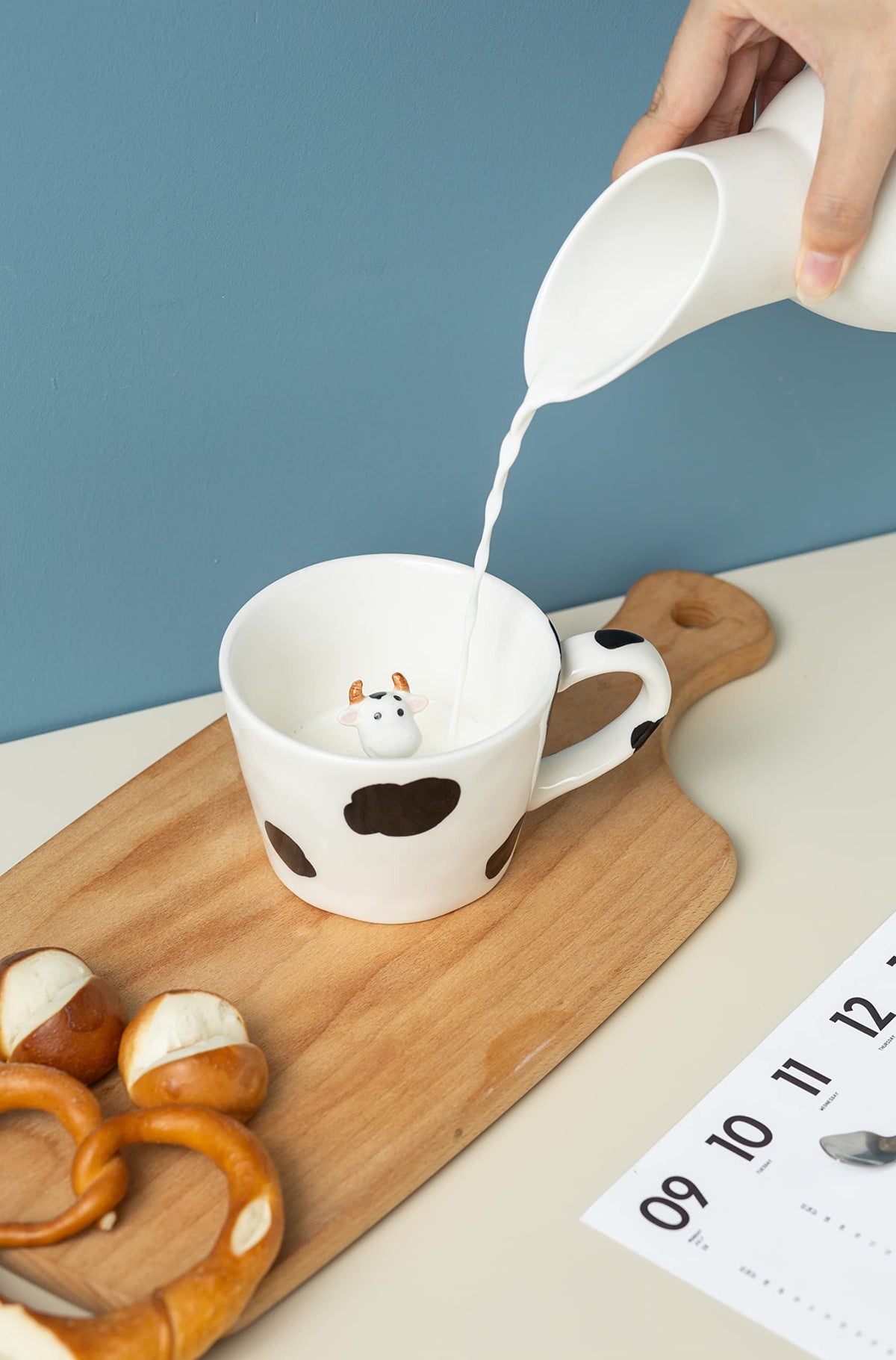 Dihoclub cute animal gift mug perfect for animal lovers.