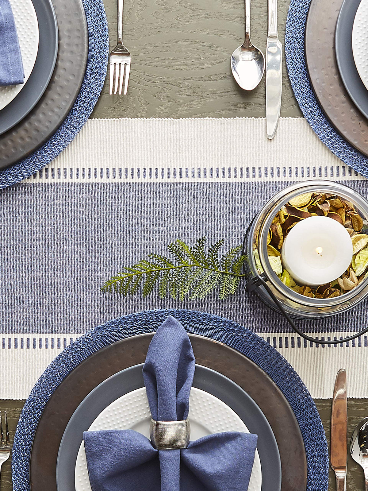DII colorful options for mix-and-match table settings.