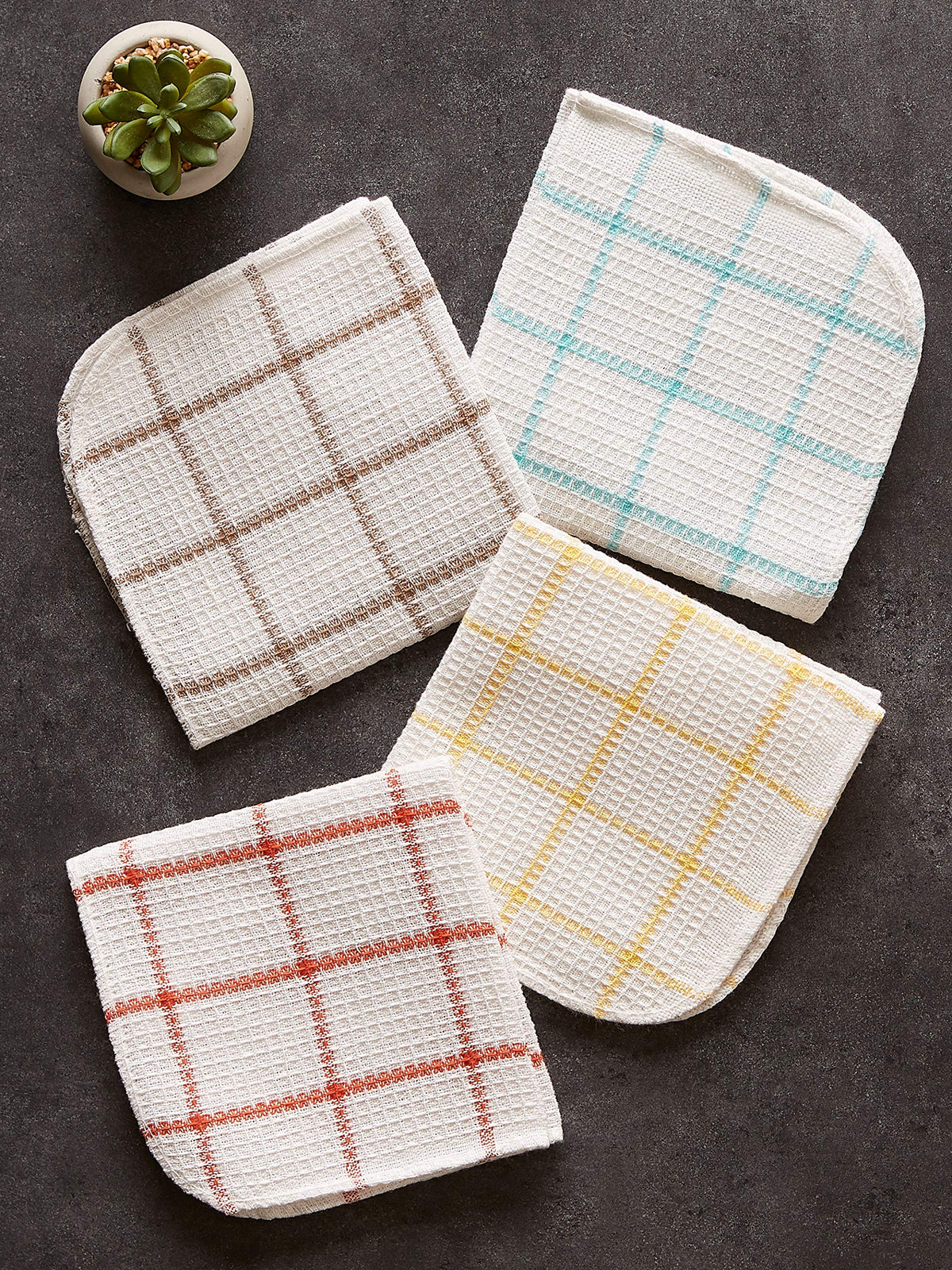 DII Windowpane dishcloths suitable for bathroom cleaning tasks.