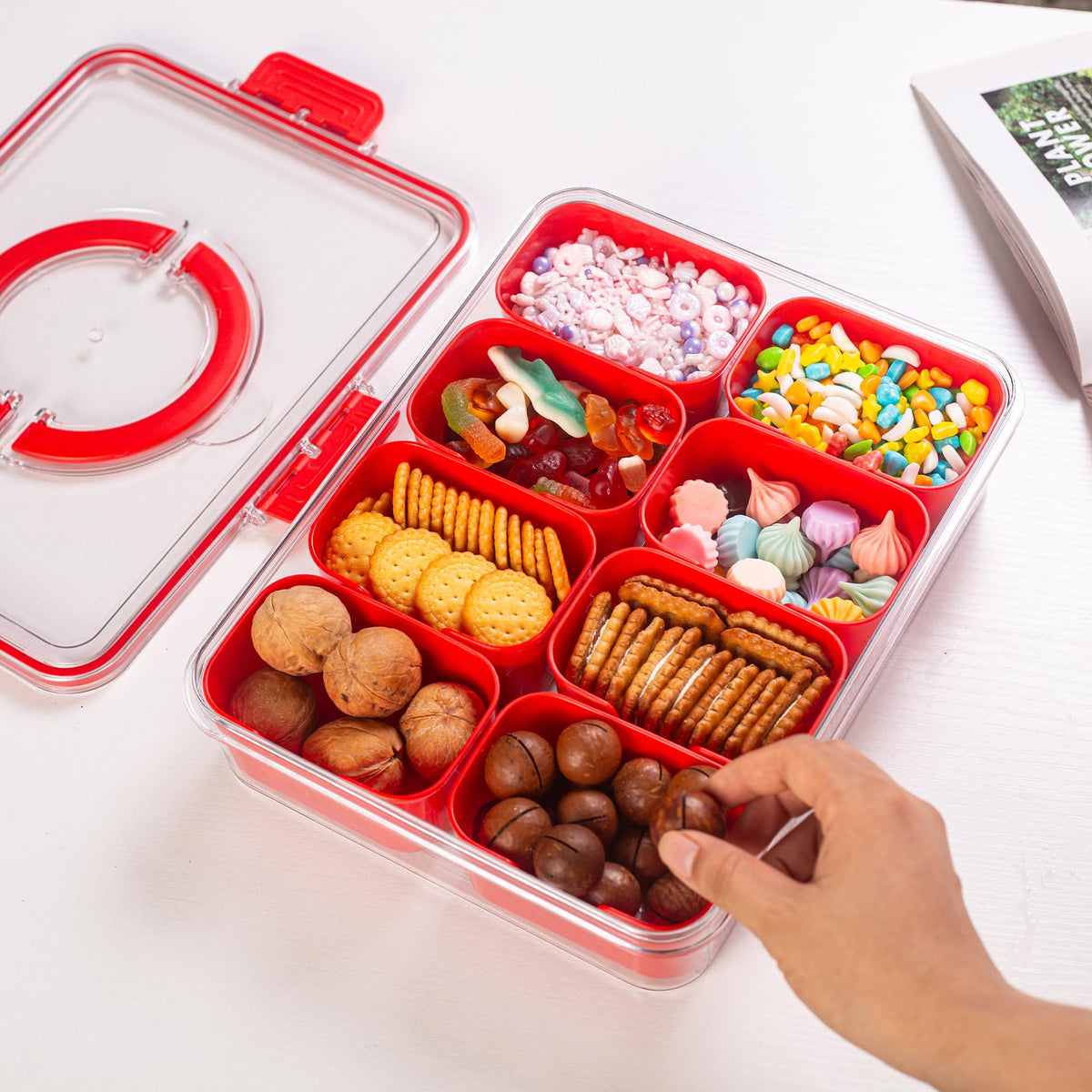 Dingerjar Snackle Box portable design for on-the-go snacking.