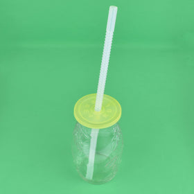 Diximus skin-friendly bendable straws for comfortable sipping.