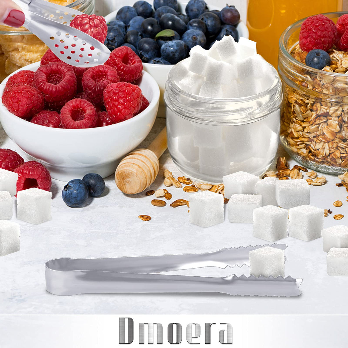 Dmoera buffet tongs enable quick, clean portions at gatherings.