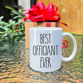 Dnuiyses officiant mug showing a thank-you message, perfect for wedding day gratitude.