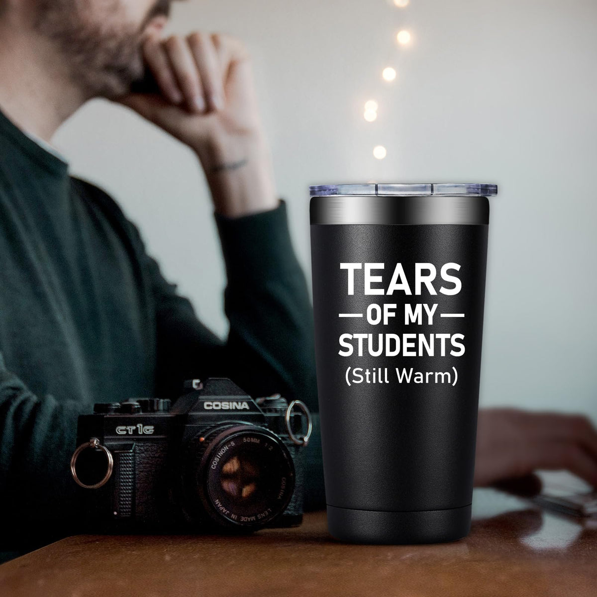 DOEARTE 20oz tumbler desk-scene—gift-ready option for school appreciation.