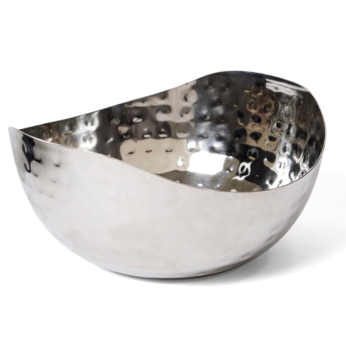 Doma Vita hammered wave dish with potpourri creates elegant decor.
