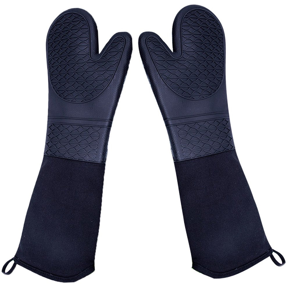 DoMii extra-long silicone oven mitts with non-slip grip for safe handling of hot pans