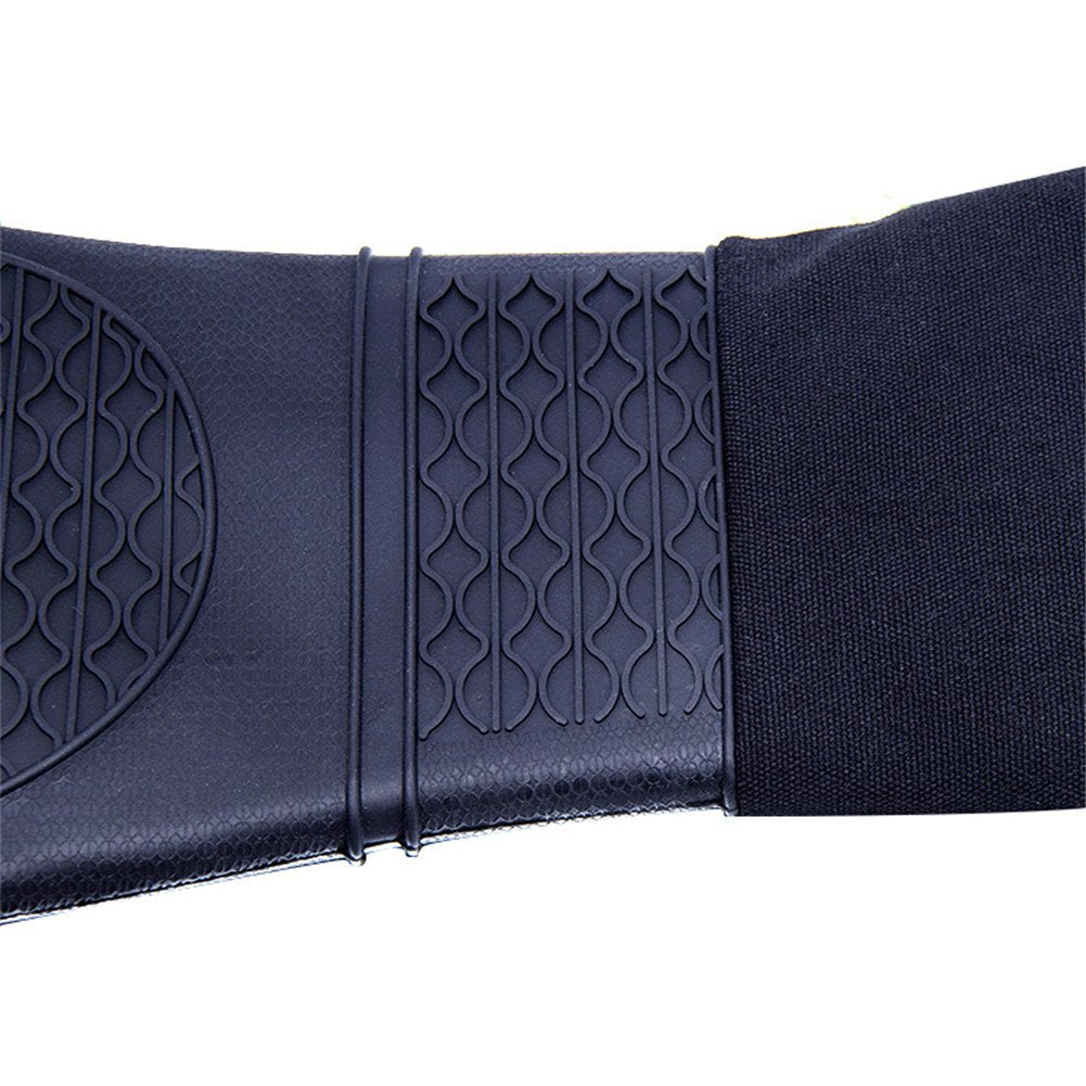 DoMii quilted cotton lining adds soft comfort during long cooks and barbecues