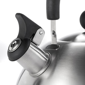 Dominion kettle ergonomic handle provides safe, comfortable grip during pouring.